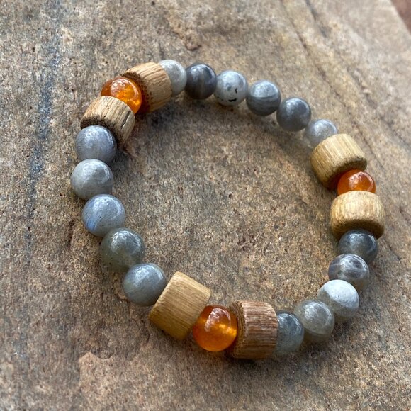Wanderer and Gatherer - Bamboo, Carnelian, and Labradorite Bracelet 6" - Picture 4 of 4